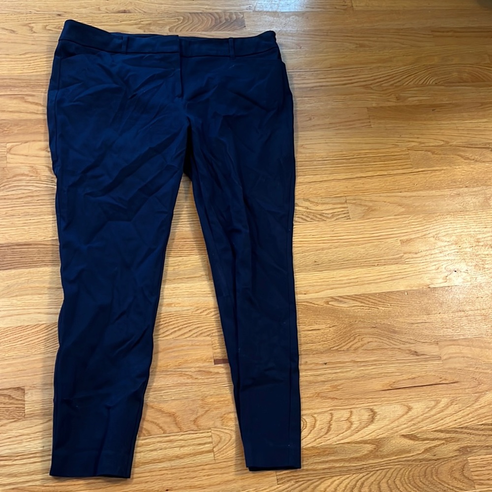 New never worn New York and company navy dress pants